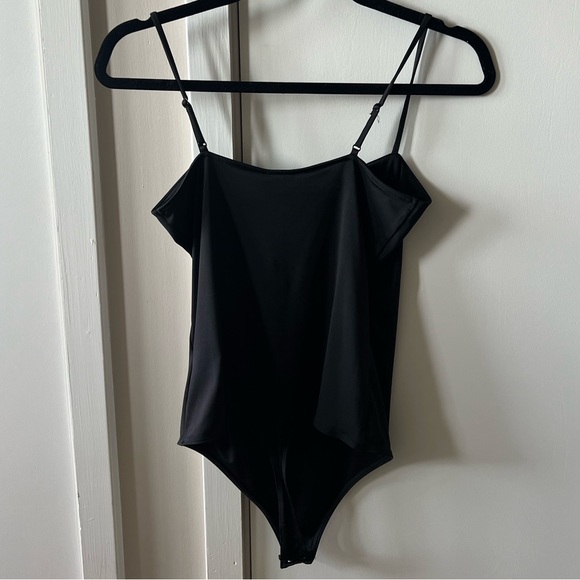 Express Body Contour Black Square Neck Bodysuit - Picture 3 of 3